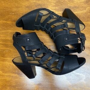 Etc heels black size 7/8‎  medium